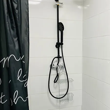 Noclegi Mosina 홈스테이 *