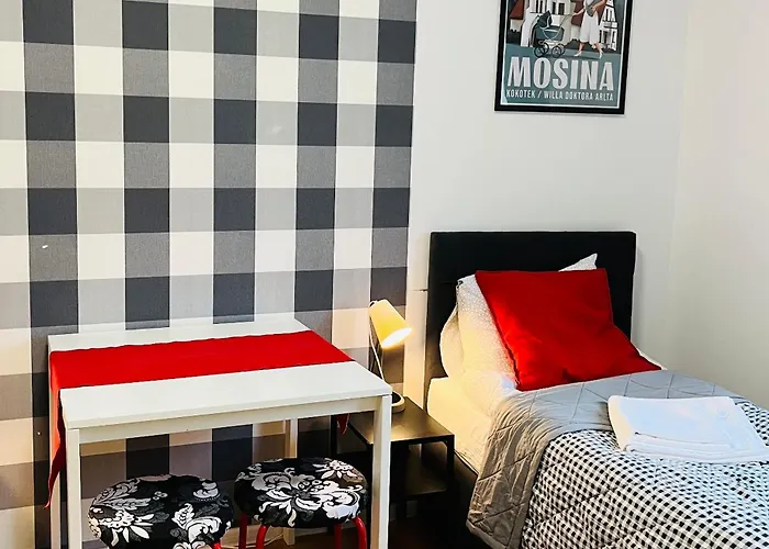 Noclegi Mosina Homestay *